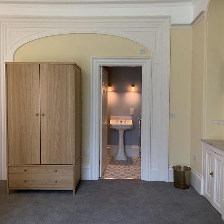 Villa The Westgate Charmouth Esterno foto