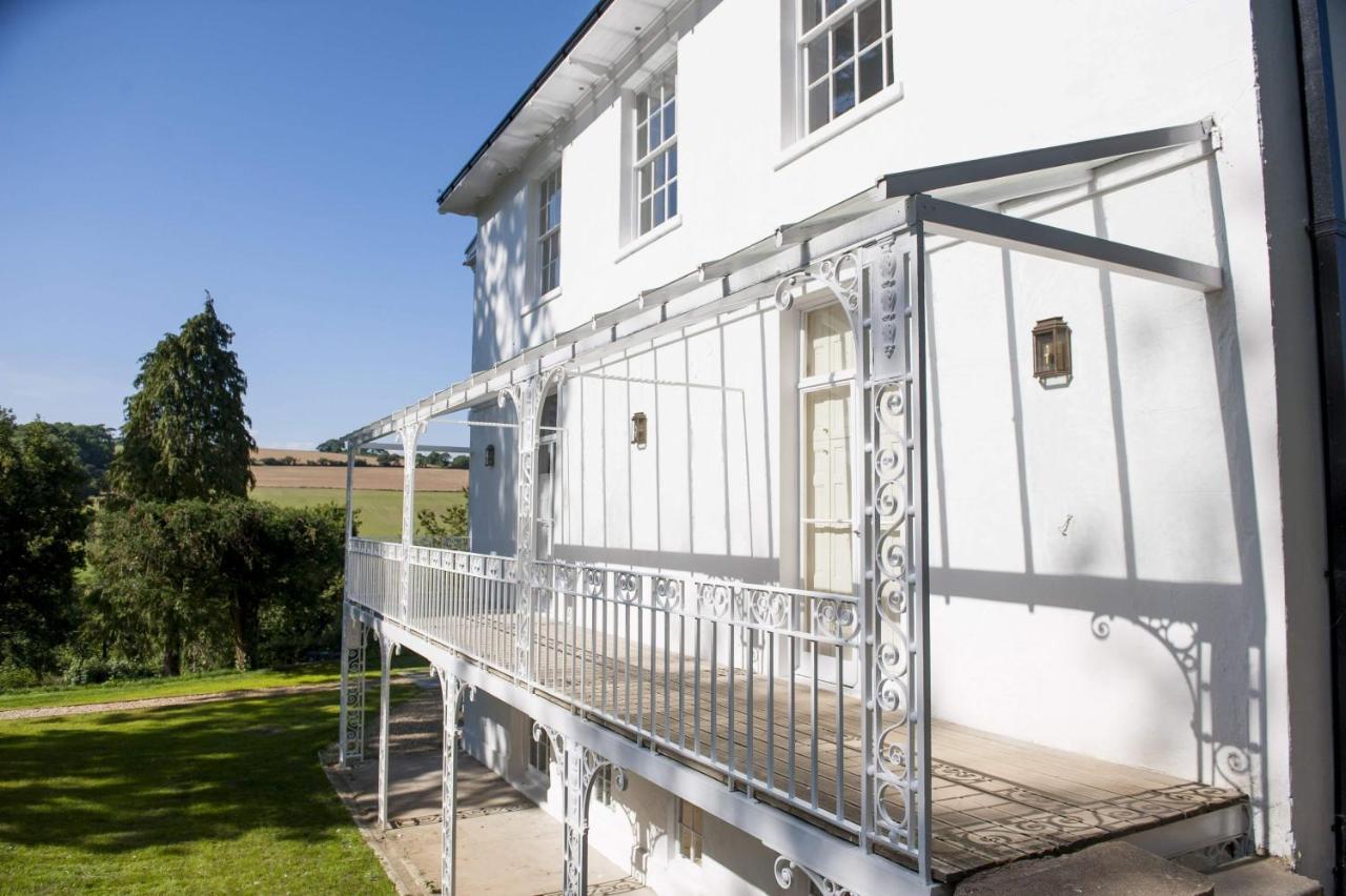 Villa The Westgate Charmouth Esterno foto
