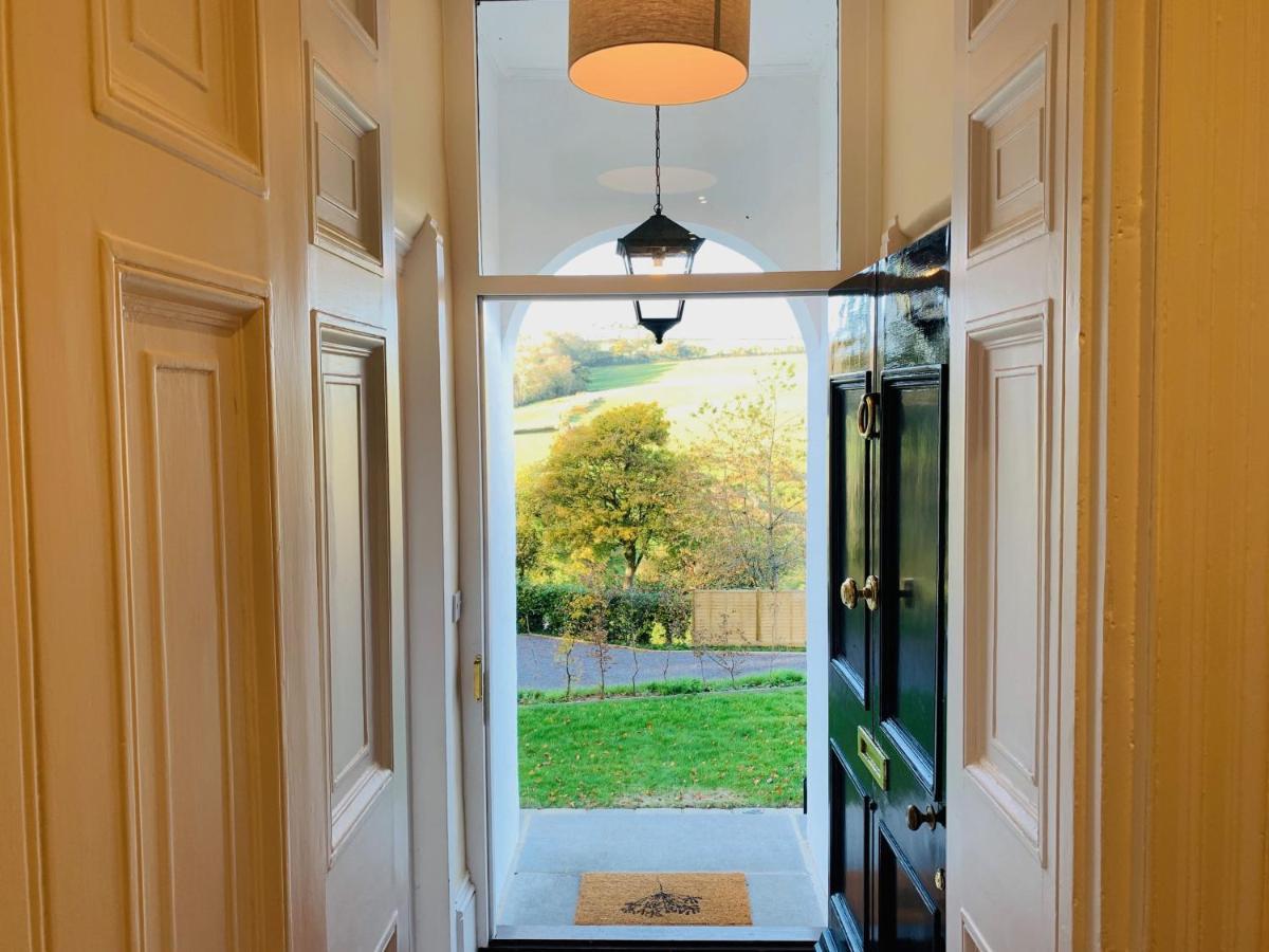 Villa The Westgate Charmouth Esterno foto
