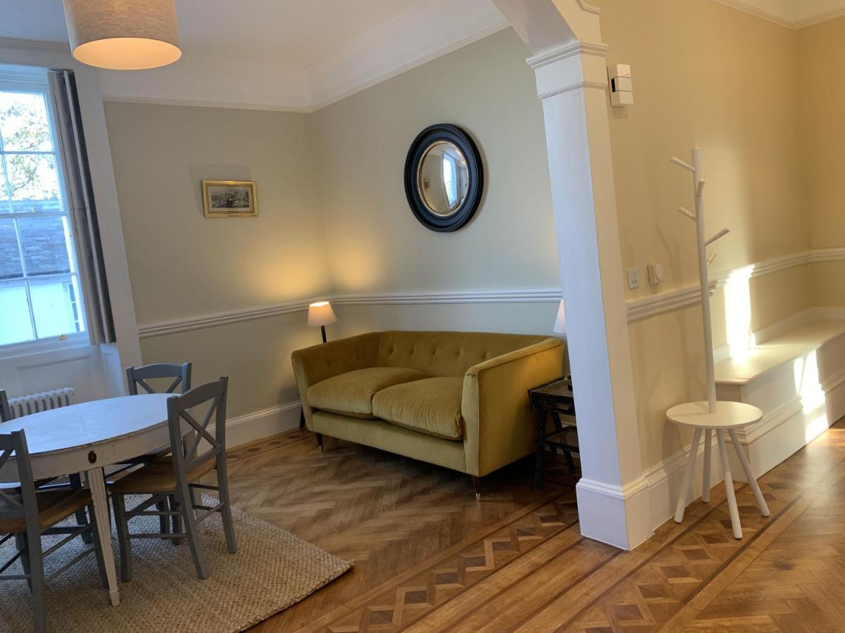 Villa The Westgate Charmouth Esterno foto