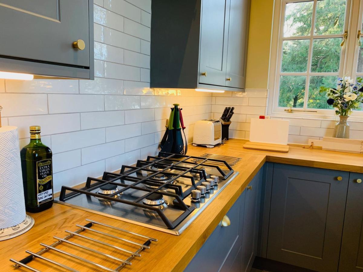 Villa The Westgate Charmouth Esterno foto