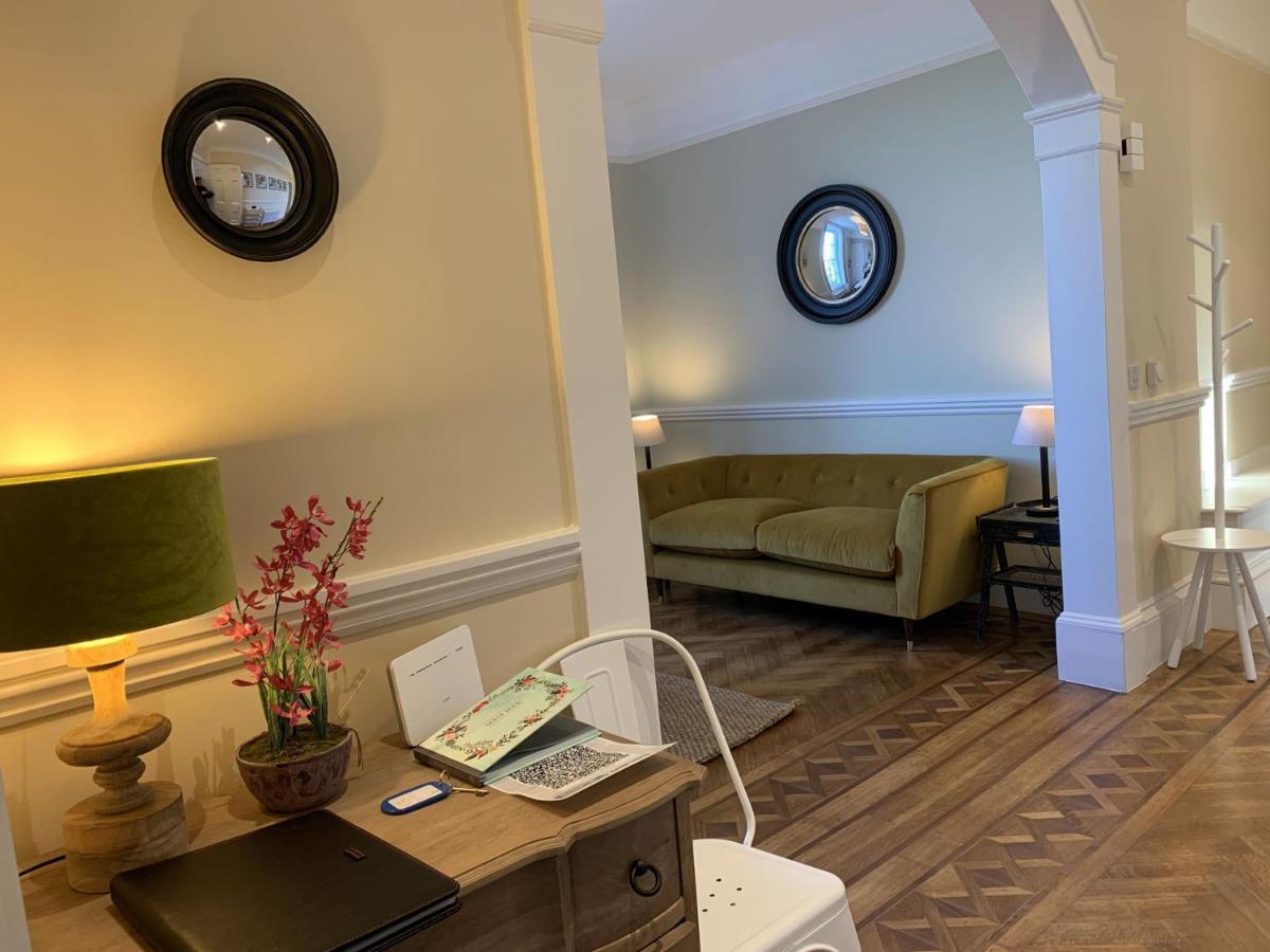 Villa The Westgate Charmouth Esterno foto
