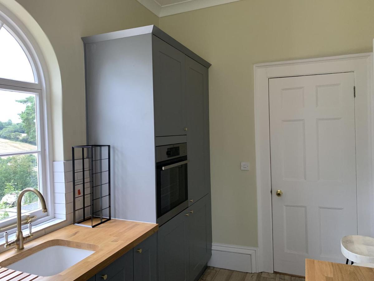 Villa The Westgate Charmouth Esterno foto